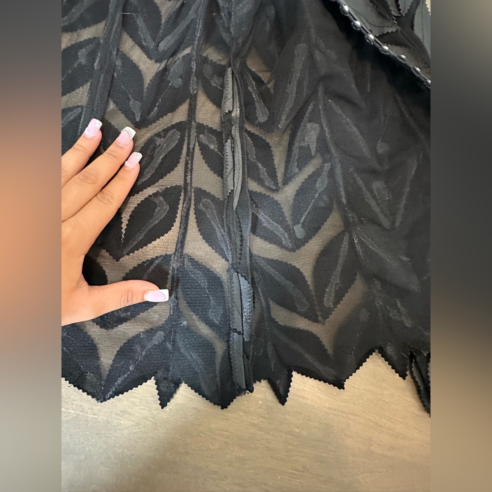 Chic Black Leaf Pattern Leather Jacket - image 8